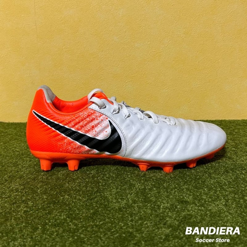 ナイキ】サッカースパイク ティエンポ レジェンド 7 PRO HG（ホワイト