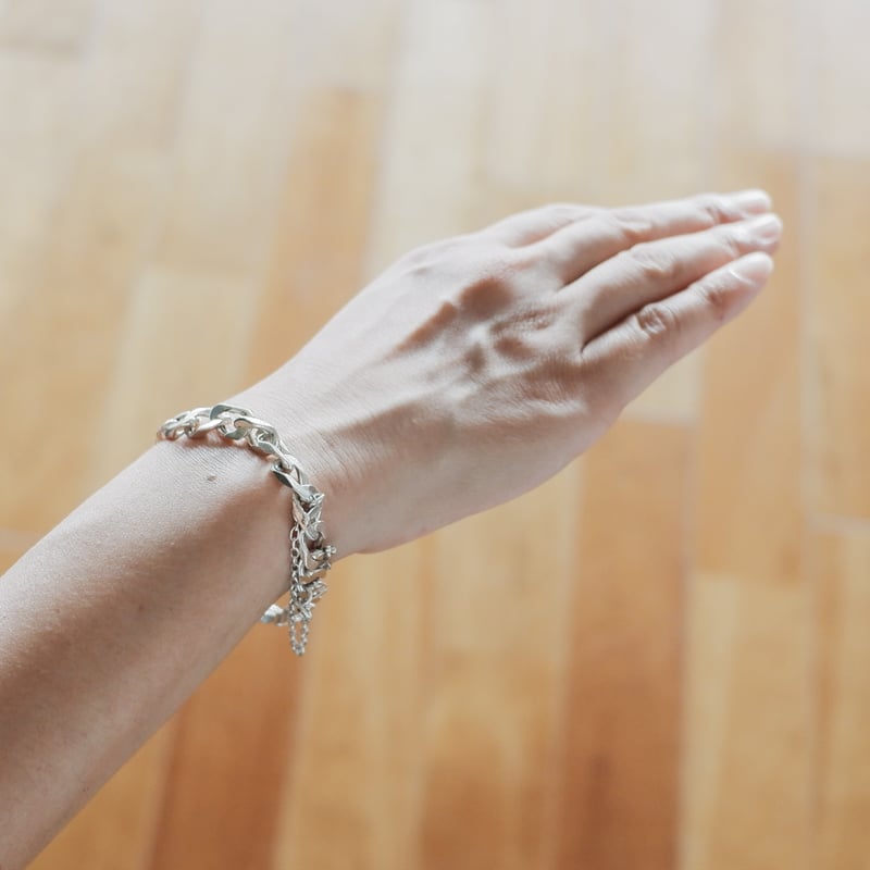 英国 1978年 ヴィンテージ 】シルバーチェーンブレスレット ホール