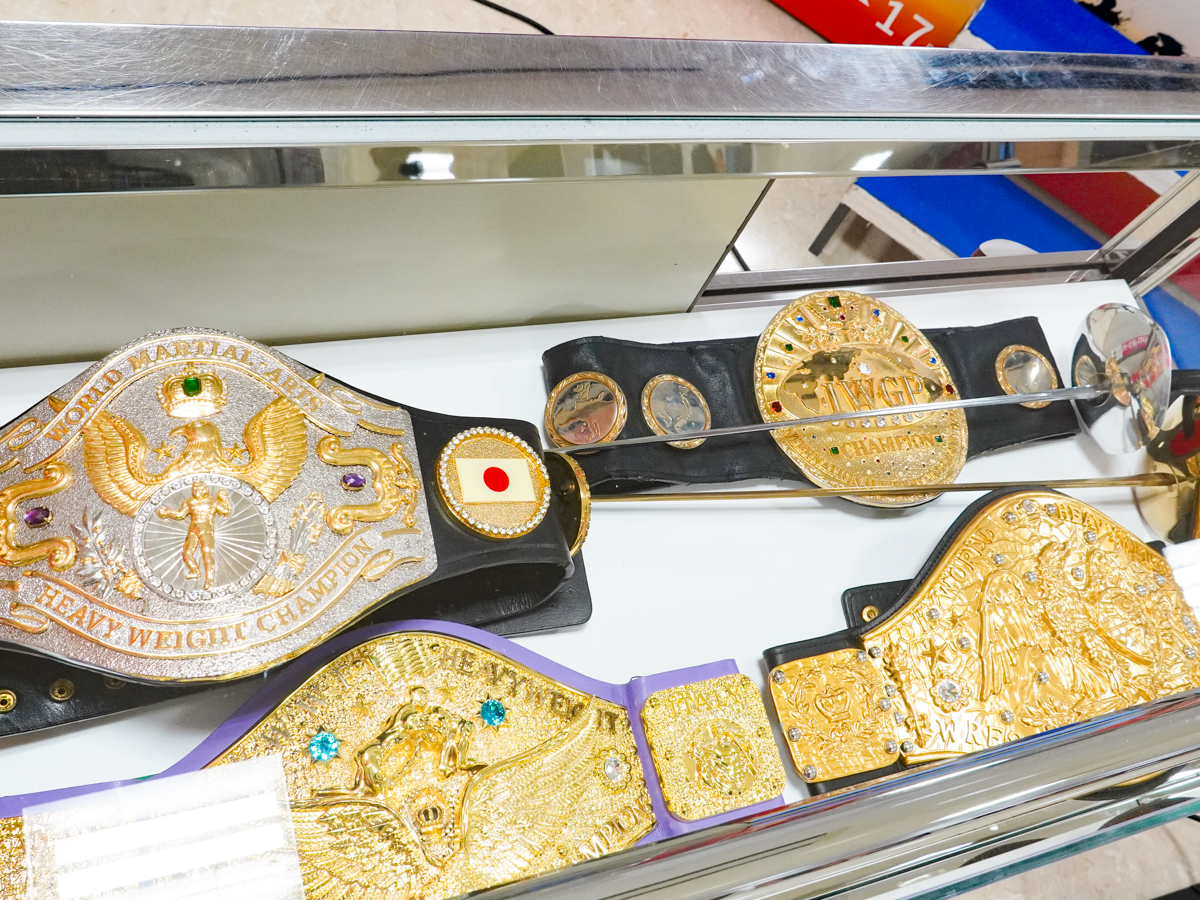 初代IWGPヘビー級」「NWF世界ヘビー級選手権王座」チャンピオンベルト
