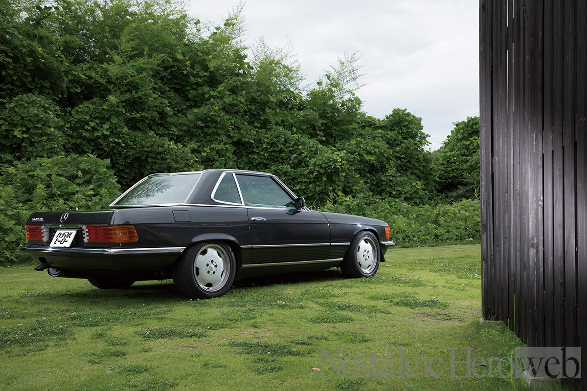 メルセデス史上最高のロングセラーとなったSL｜1989年式 メルセデス