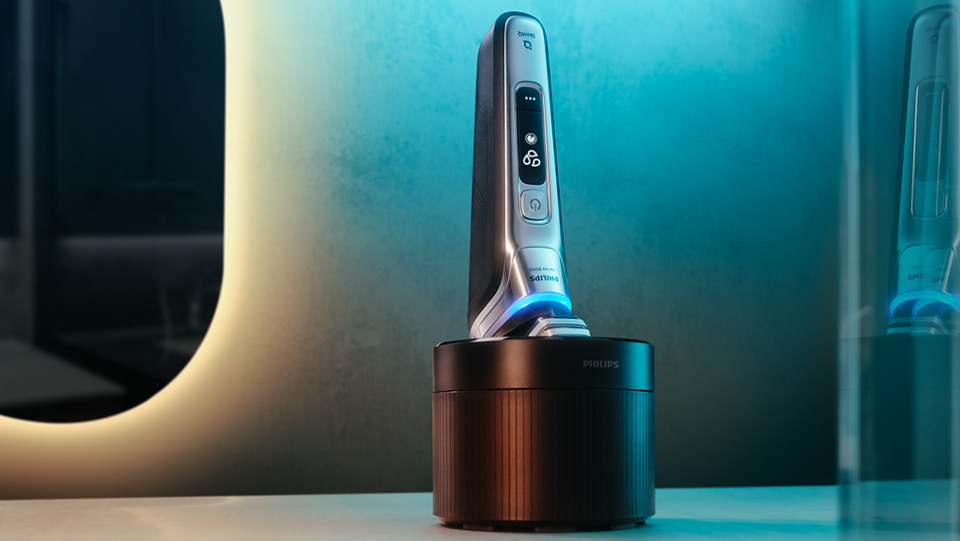 Shaver series 9000 ウェット＆ドライ電動シェーバー S9985/50 | Philips
