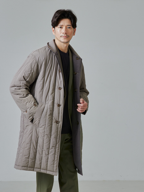 リバーシブル着用可】バーティカル パデット ステンカラーコート