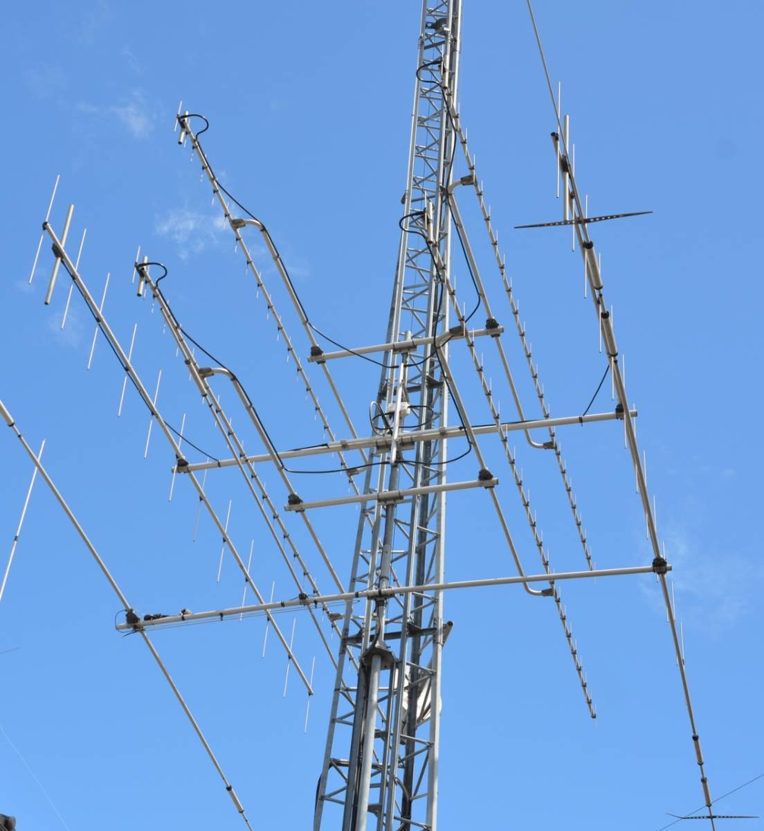 CD社製430MHz27エレ2列 アンテナ CD社製430MHz27エレ2列 アンテナ CD社