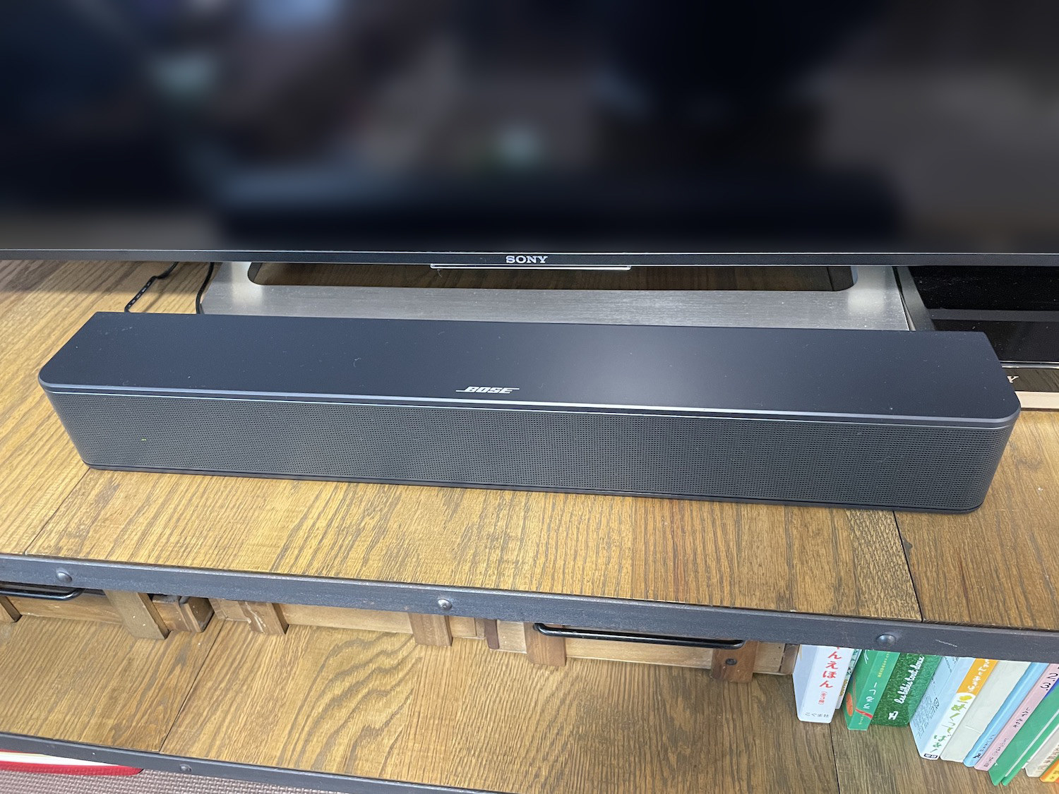 迫力が違う…テレビ用スピーカーを使い始めたらもう手放せなくなった！