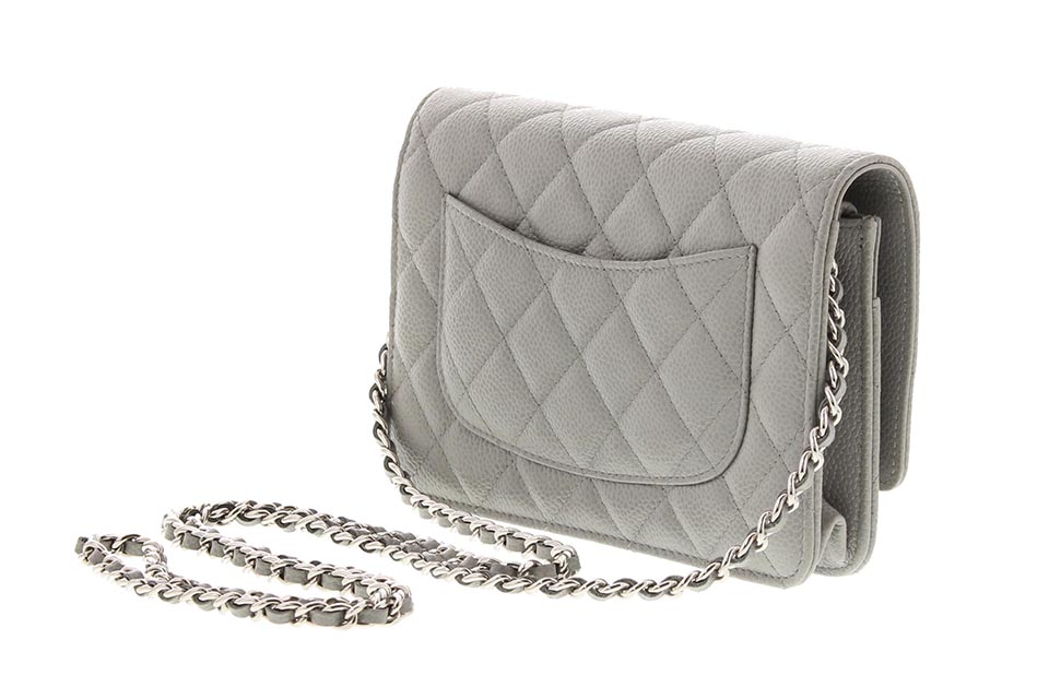 マトラッセ チェーンウォレット キャビアスキン グレー A33814 未使用