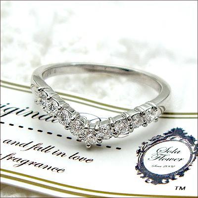 プラチナpt900 V字 ピンダイヤモンド0.03ct 9号