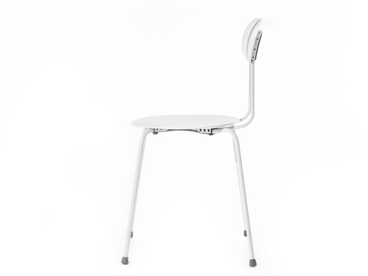 Mariolina by Enzo Mari in Monochrome