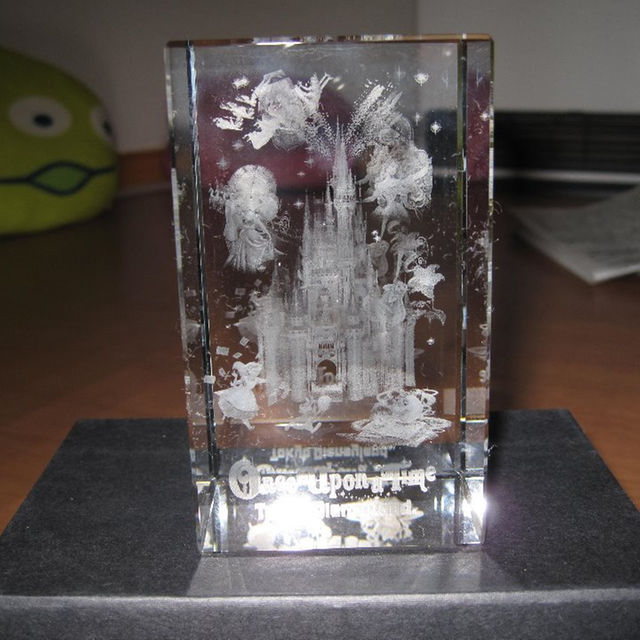 ディズニーランド 限定ワンス・アポン・ア・タイム レーザーキューブ