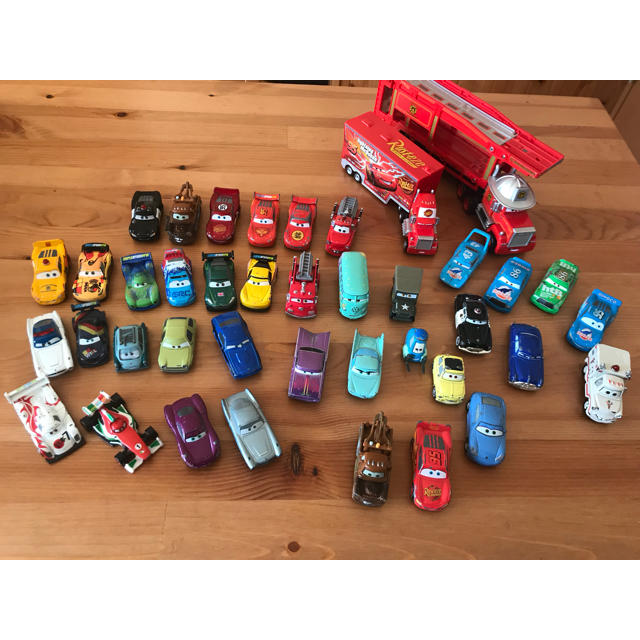 カーズ カーズ2 トミカ セットの通販 by Kabunakki｜ラクマ