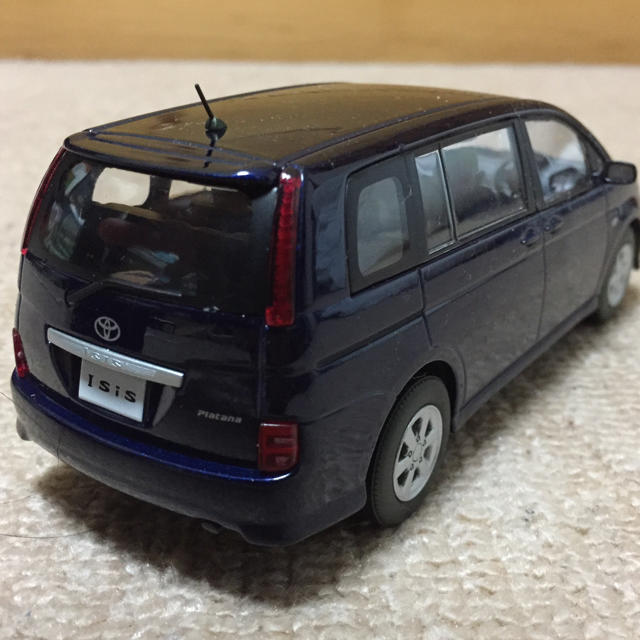 トヨタ - 値下げ！アイシス カラーサンプル ミニカーの通販 by