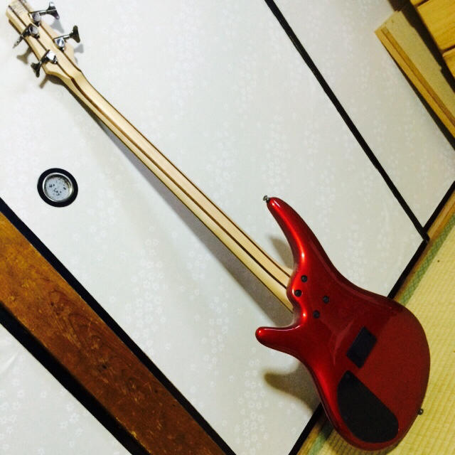 赤ベース🎸の通販 by ねね⑅˚ プロフ&商品説明必読｜ラクマ