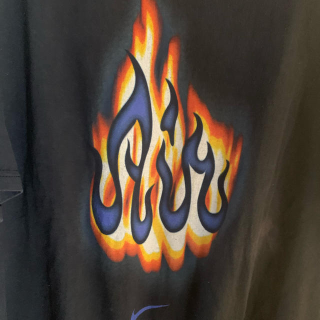 NIKE - Travis Scott着用！NIKE AIR BAKIN TシャツサイズL 炎の通販 by