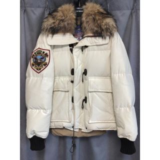 DSQUARED2（ダウンジャケット）のフリマアイテム一覧