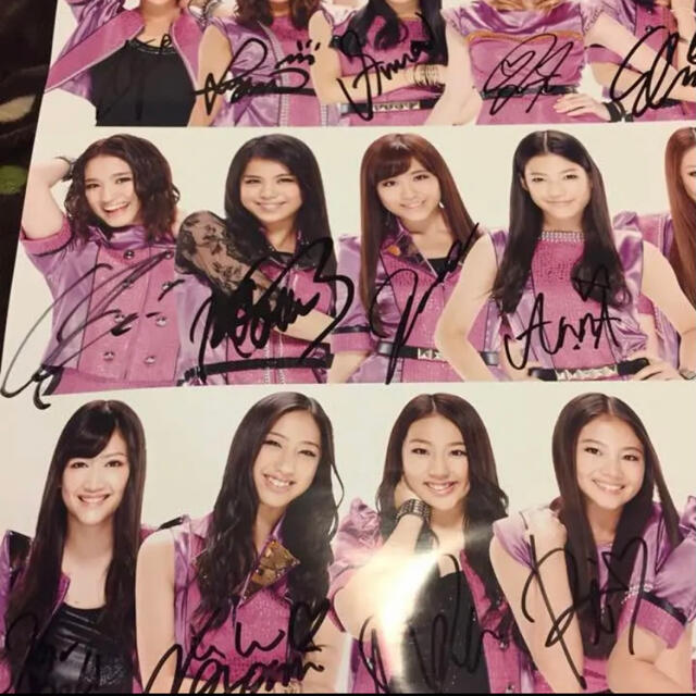 E-girls - E-girls☆メンバー全員直筆サインポスター(^○^)の通販 by