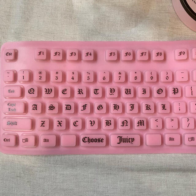Juicy Couture - 新品未使用！JuicyCouture フレキシブルキーボード