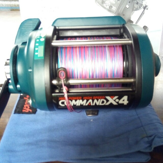 ミヤエポック コマンド CX-4 中古品 電動リール オマケでPE 8号付の