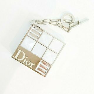Christian Dior（リップグロス）のフリマアイテム一覧