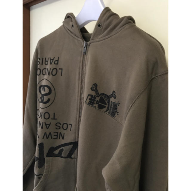 STUSSY - 【送料無料】STUSSY ジップパーカー メンズM モスグリーン