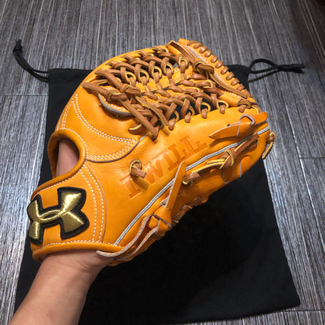 アンダーアーマー 硬式グローブ オレンジ松田モデル