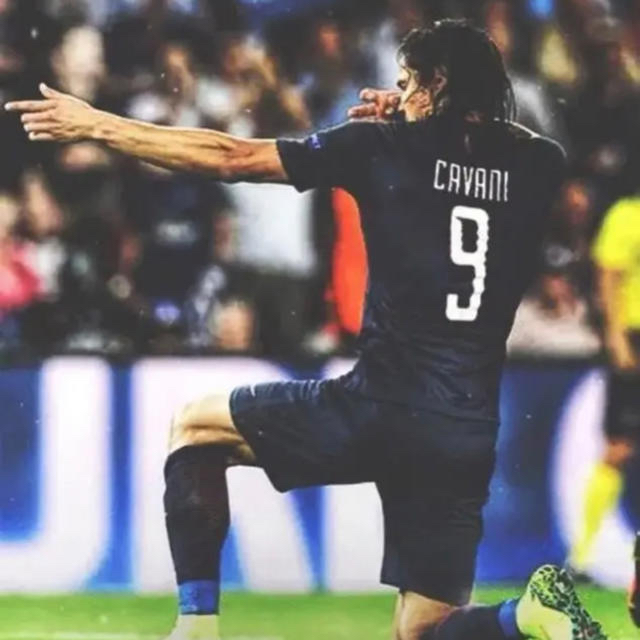 パリサンジェルマン カバーニ サッカーユニフォーム 9番 Mサイズの通販