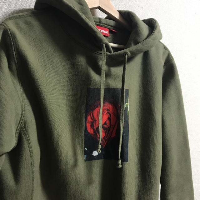 Supreme - 【Mサイズ】 supreme araki パーカー アラキ シュプリーム