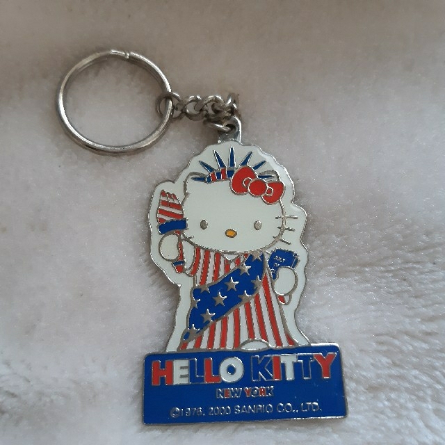 サンリオ - sanrio ハローキティ キーホルダー NEW YORK 自由の女神の