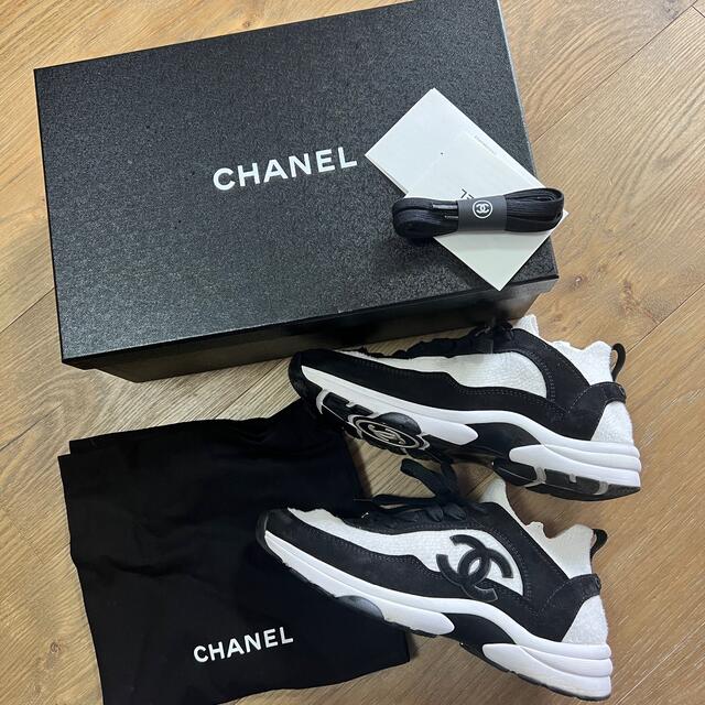 CHANEL - サイズ39 chanel シャネルロゴ スニーカー の通販 by 出張中