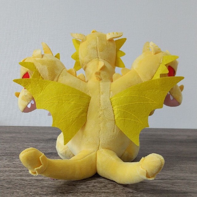 未使用】キングギドラ ぬいぐるみの通販 by ペルセウス's shop｜ラクマ