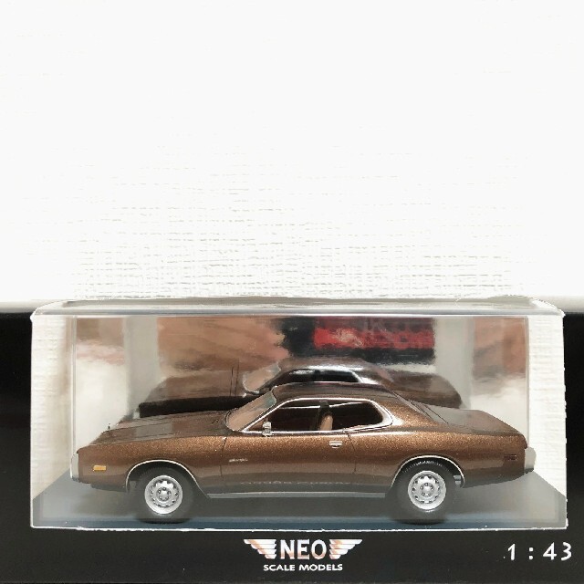 Neoネオ/Chryslerクライスラー タウン&カントリー 1/43 絶版