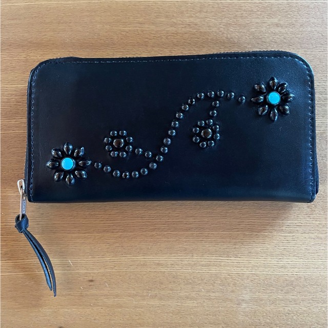 HTC - HTC Black ターコイズ スタッズ フラワー ロング ウォレット 長