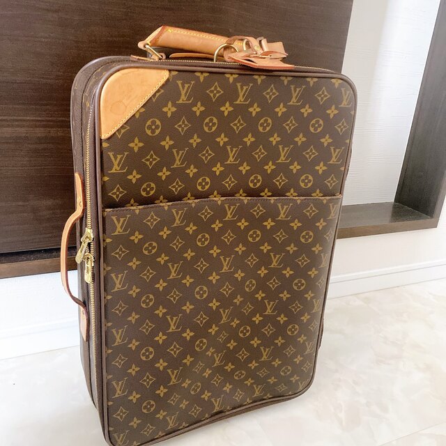 LOUIS VUITTON - ルイ ヴィトンキャリーバック の通販 by km｜ルイ
