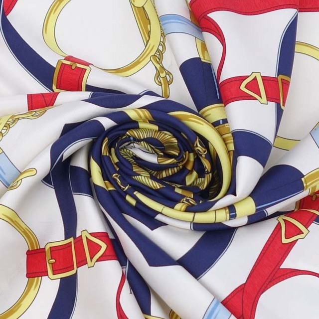 HERMES - エルメス スカーフ カレ90 Eperon d'or (黄金の拍車) シルク