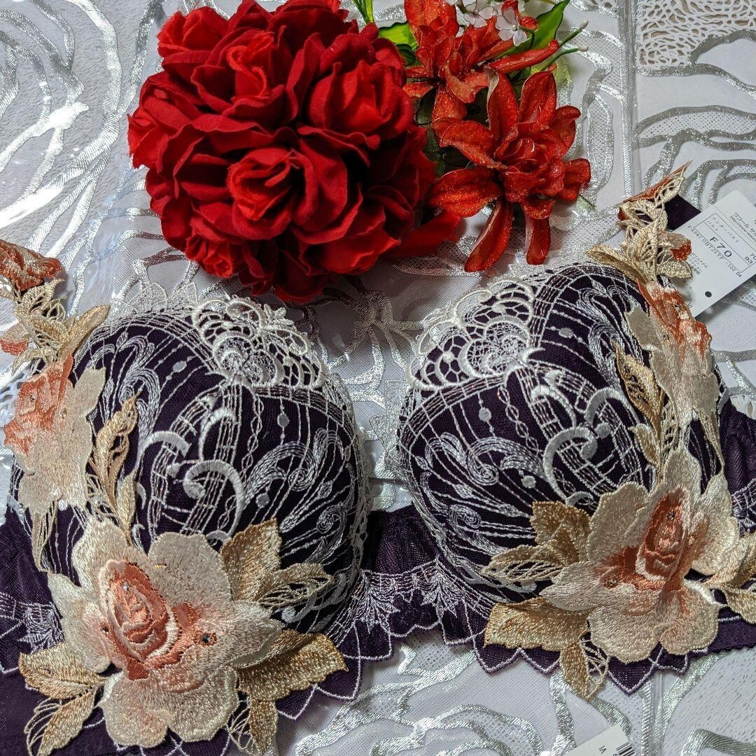 Wacoal - サルート 29G 店舗限定 ラマン F70＆TバックショーツM