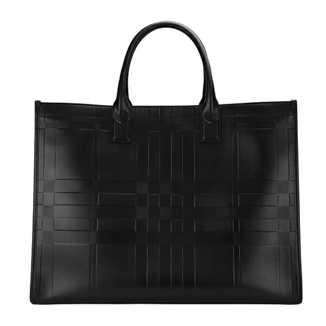 BURBERRY - 新品 バーバリー BURBERRY トートバッグ エンボスドレザー