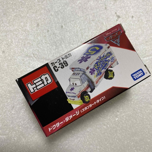 Takara Tomy - 新品 カーズ トミカ C－39 ドクター・ダメージ