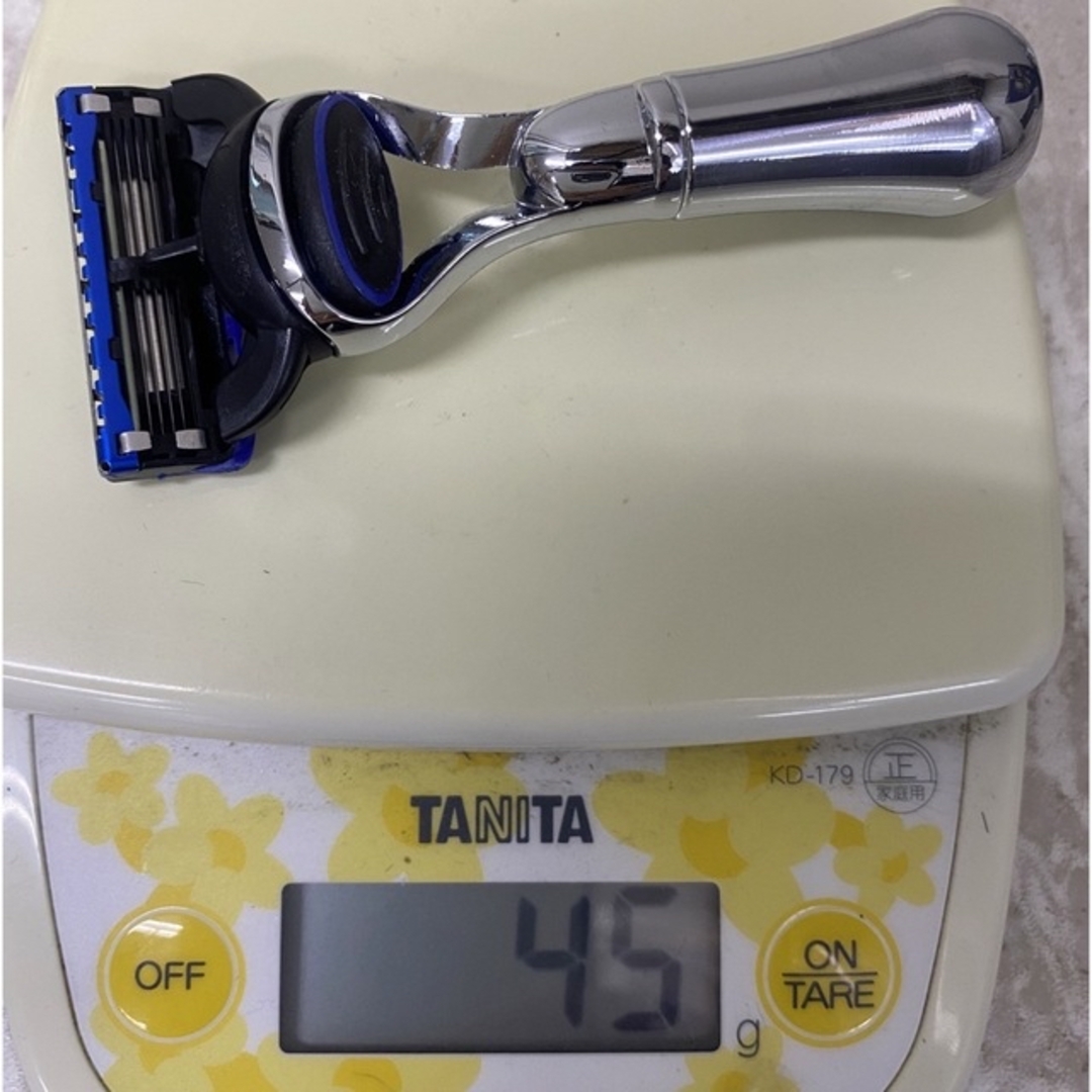 マイクロマッハ5 廉価版 ジレット レザー 剃刀 フュージョン5の通販 by