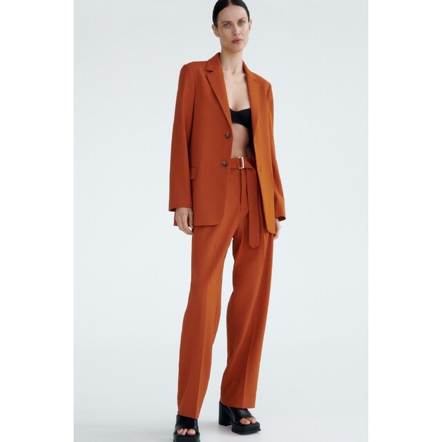ZARA - ZARA ボタン留めストレートフィットブレザー Sサイズ オレンジ