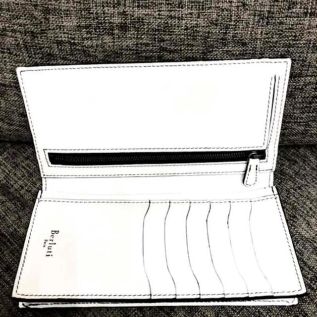 BERLUTI - ベルルッティ 希少 ホワイト 長財布の通販 by 嵐