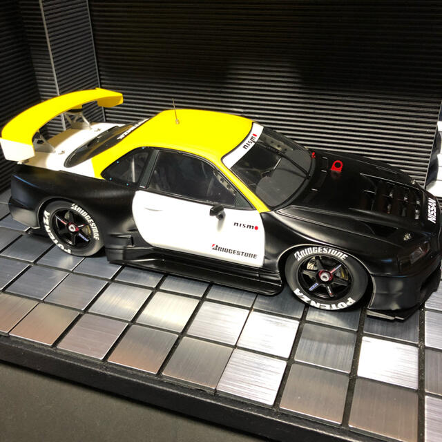 激レア入手困難！オートアート1/18スカイラインGT-R34テストカーの通販