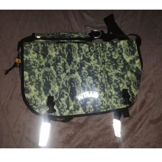 nitraid（メッセンジャーバッグ）のフリマアイテム一覧