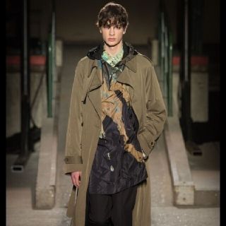 DRIES VAN NOTEN（マウンテンパーカー）のフリマアイテム一覧
