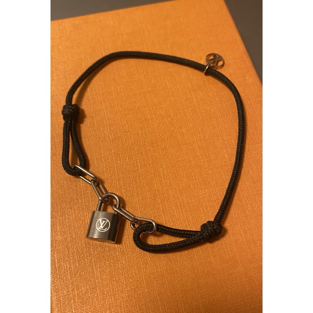 LOUIS VUITTON - 24時間限定価格 平野紫耀着用 ルイヴィトン シルバー