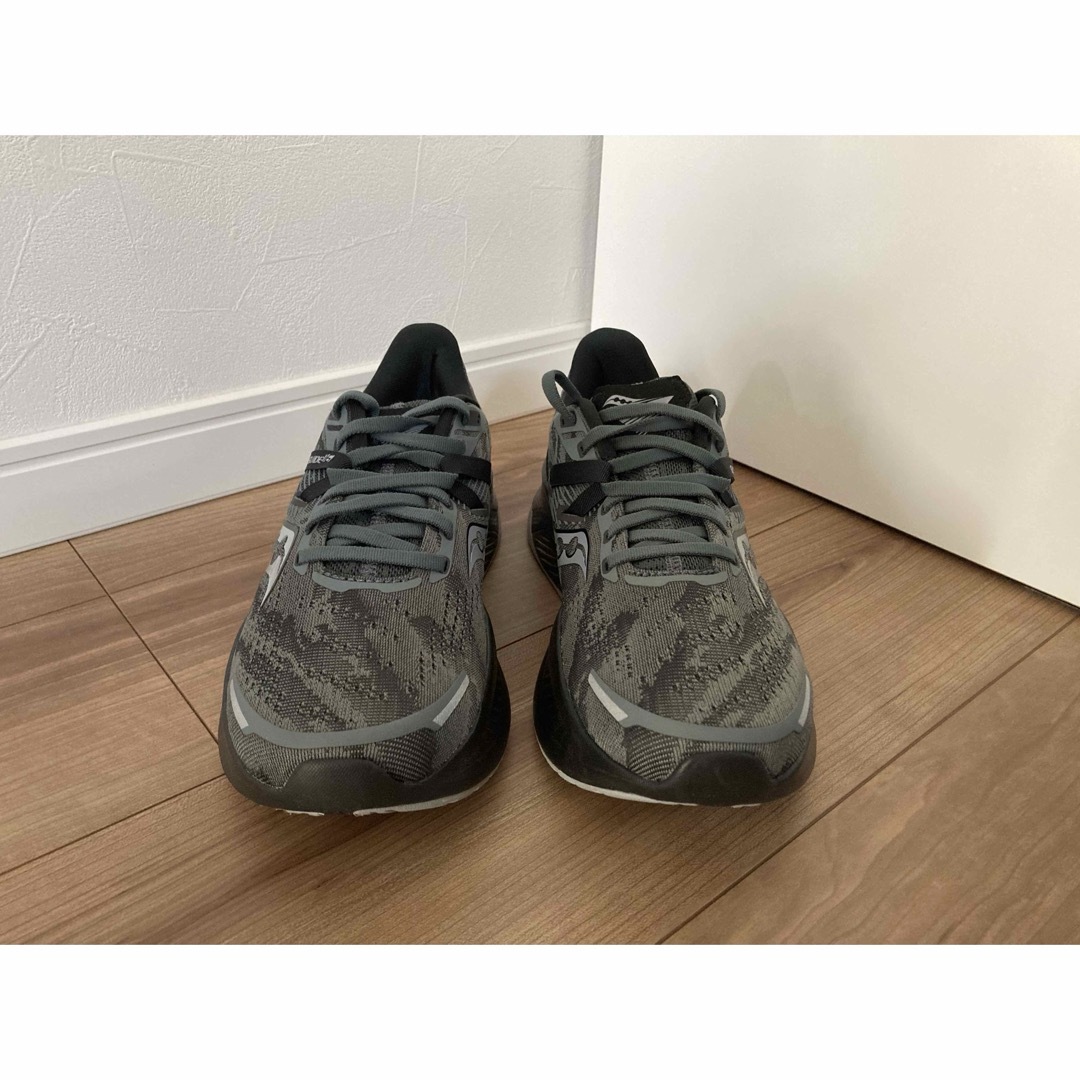 SAUCONY - 値下げ！今日限定特売‼️サッカニー ランニングシューズ