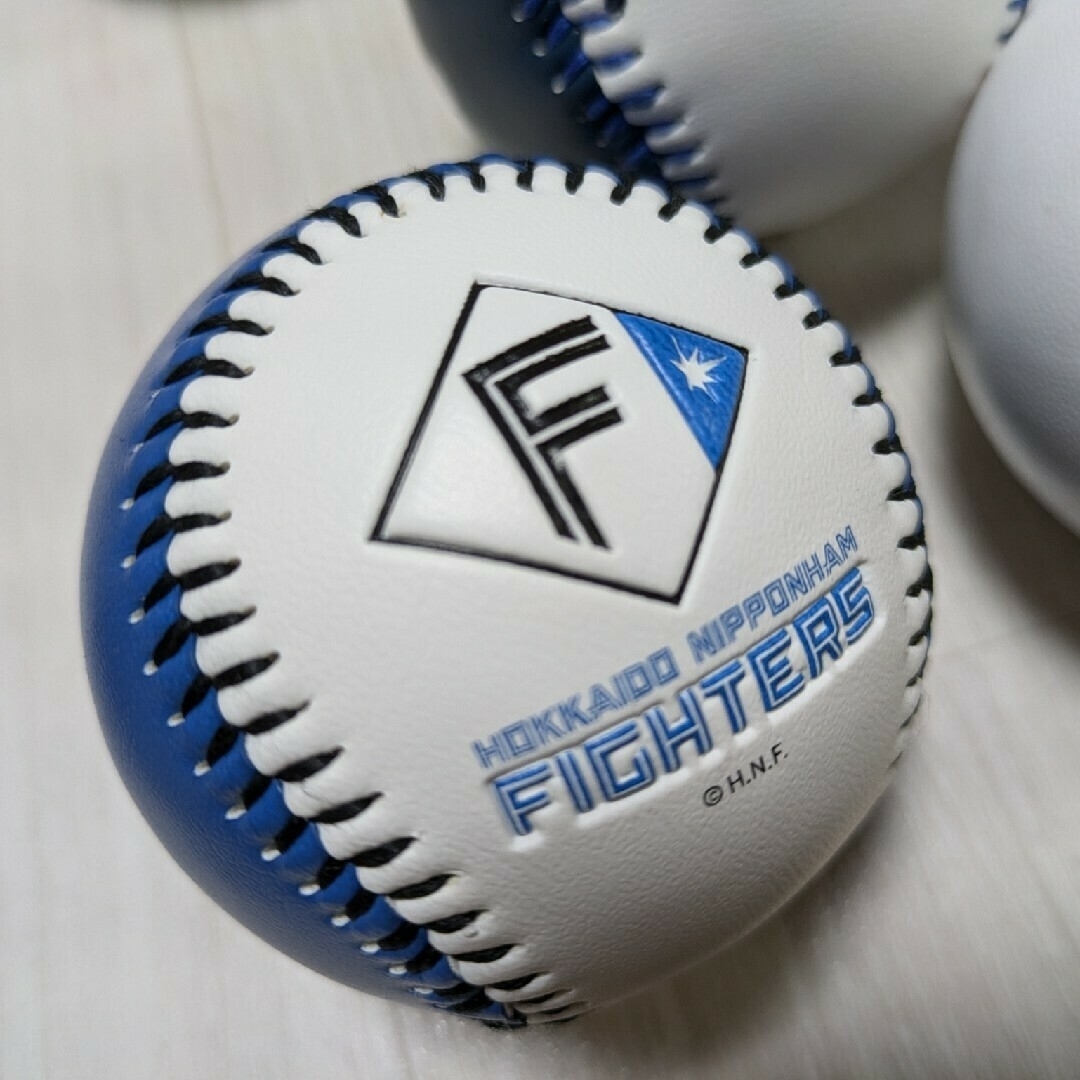北海道日本ハムファイターズ【投げ入れ直筆サインボール☆柿木＆井口