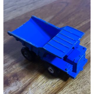 2442398816.jpg?1732838434