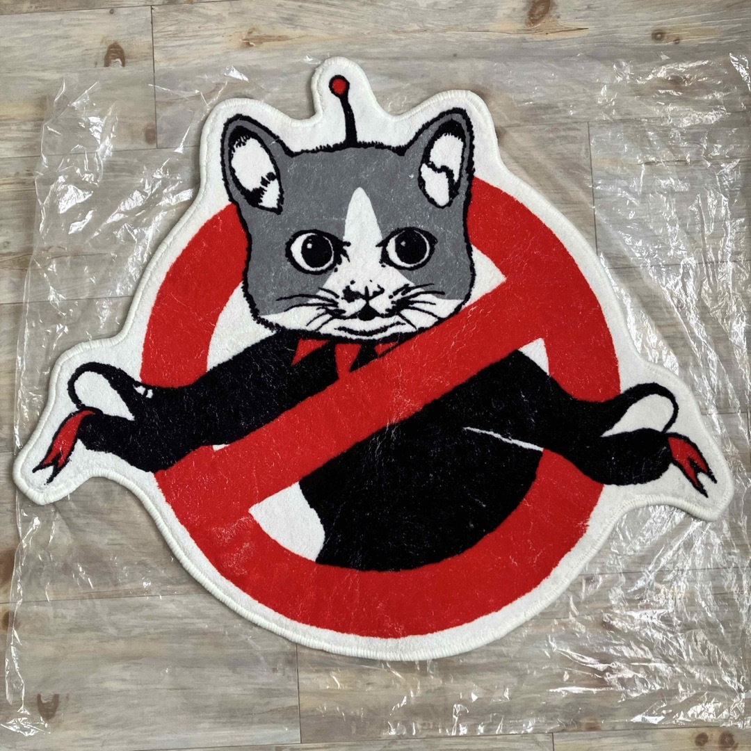 ヒグチユウコ - ヒグチユウコ ギュスターヴくん ボリス雑貨店 玄関