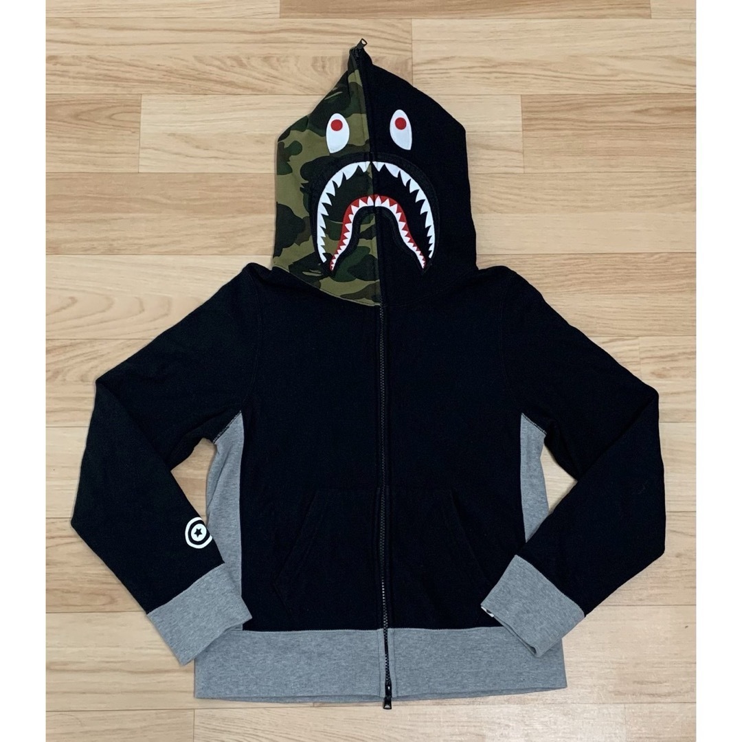 A BATHING APE - ☆激レア☆APE 1st camo シャークパーカー XS