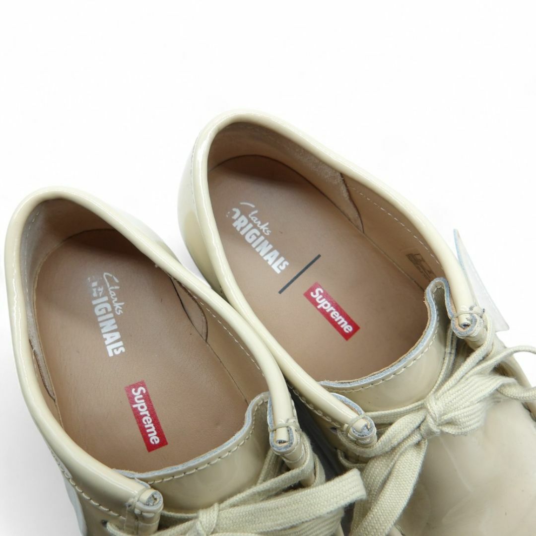 Supreme - SUPREME×CLARKS 24ss Patent Leather Wallabee Beige サイズ