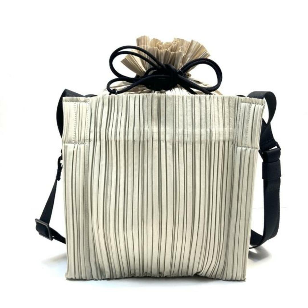 PLEATS PLEASE ISSEY MIYAKE - PLEATS PLEASE(プリーツプリーズ