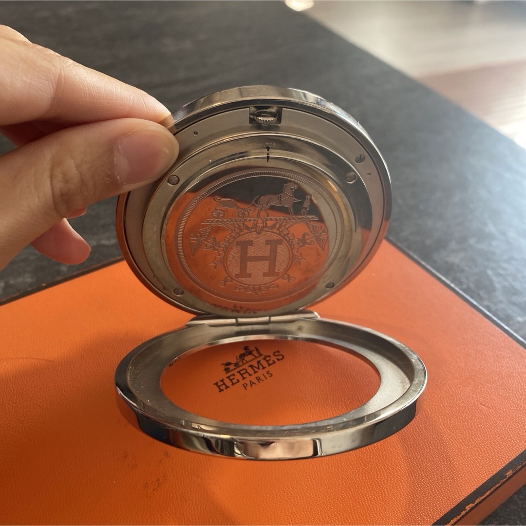 HERMES 置き時計 シルバー ゴールド HERMES 置き時計 シルバー